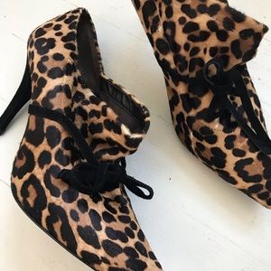 Stuart Weizman leopard booties suede heel & bow